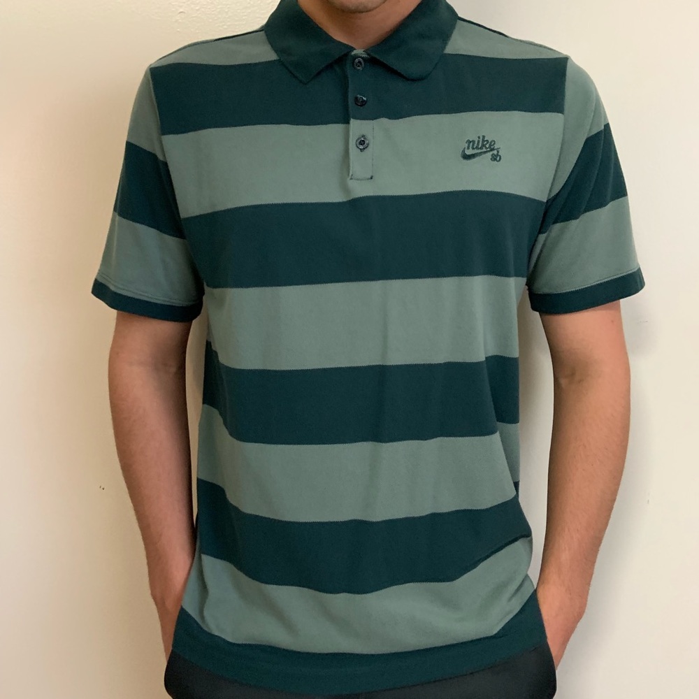 Like new Nike SB Polo